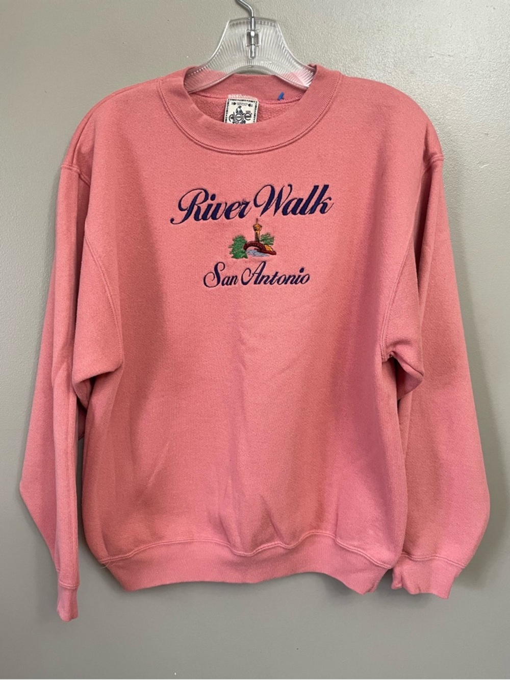 Alore Vintage Embroidered San Antonio Riverwalk Crewneck Sweatshirt Large